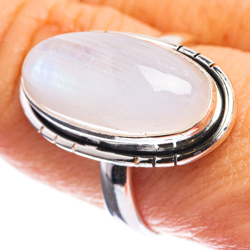 Rainbow Moonstone Ring Size 9 (925 Sterling Silver) R143106
