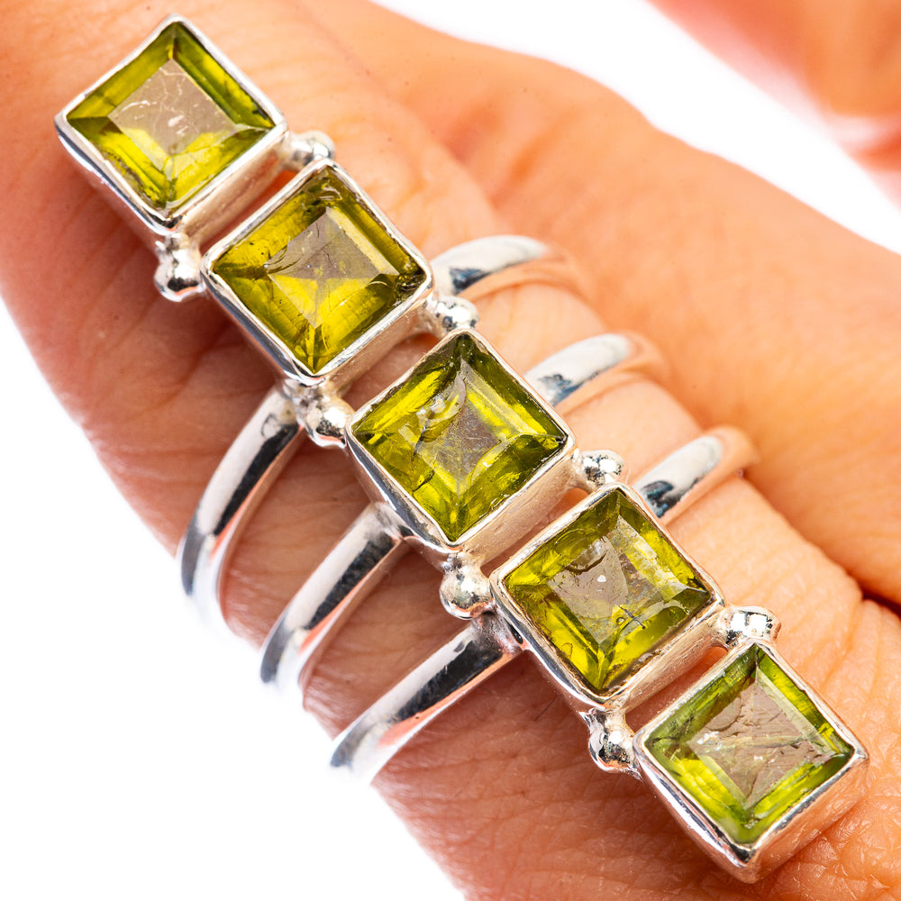 Large Peridot Ring Size 8.5 (925 Sterling Silver) RING143331