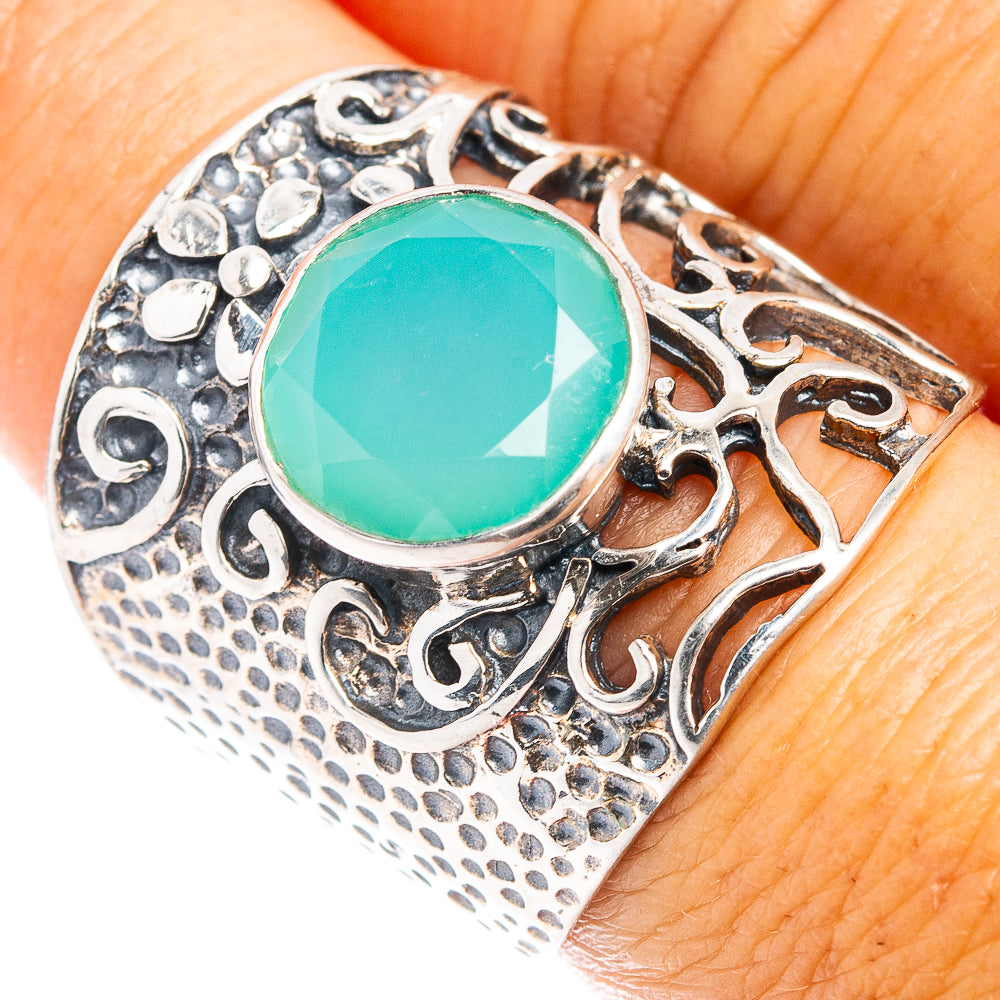 (Classic Series) Aqua Chalcedony Ring Size 7.5 (.925 Sterling Silver)
