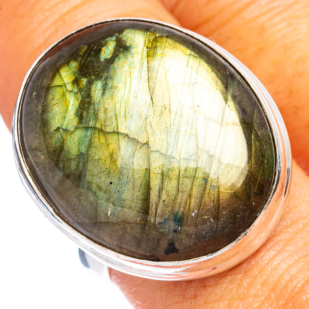 Labradorite Ring Size 9 (925 Sterling Silver) R8551