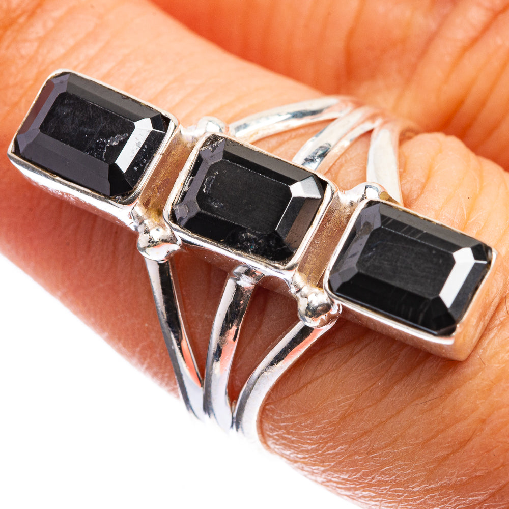 Black Onyx Ring Size 7 (925 Sterling Silver) R142984