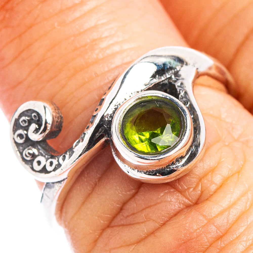 Peridot Wave Dainty Ring Size 6.5 (.925 Sterling Silver)