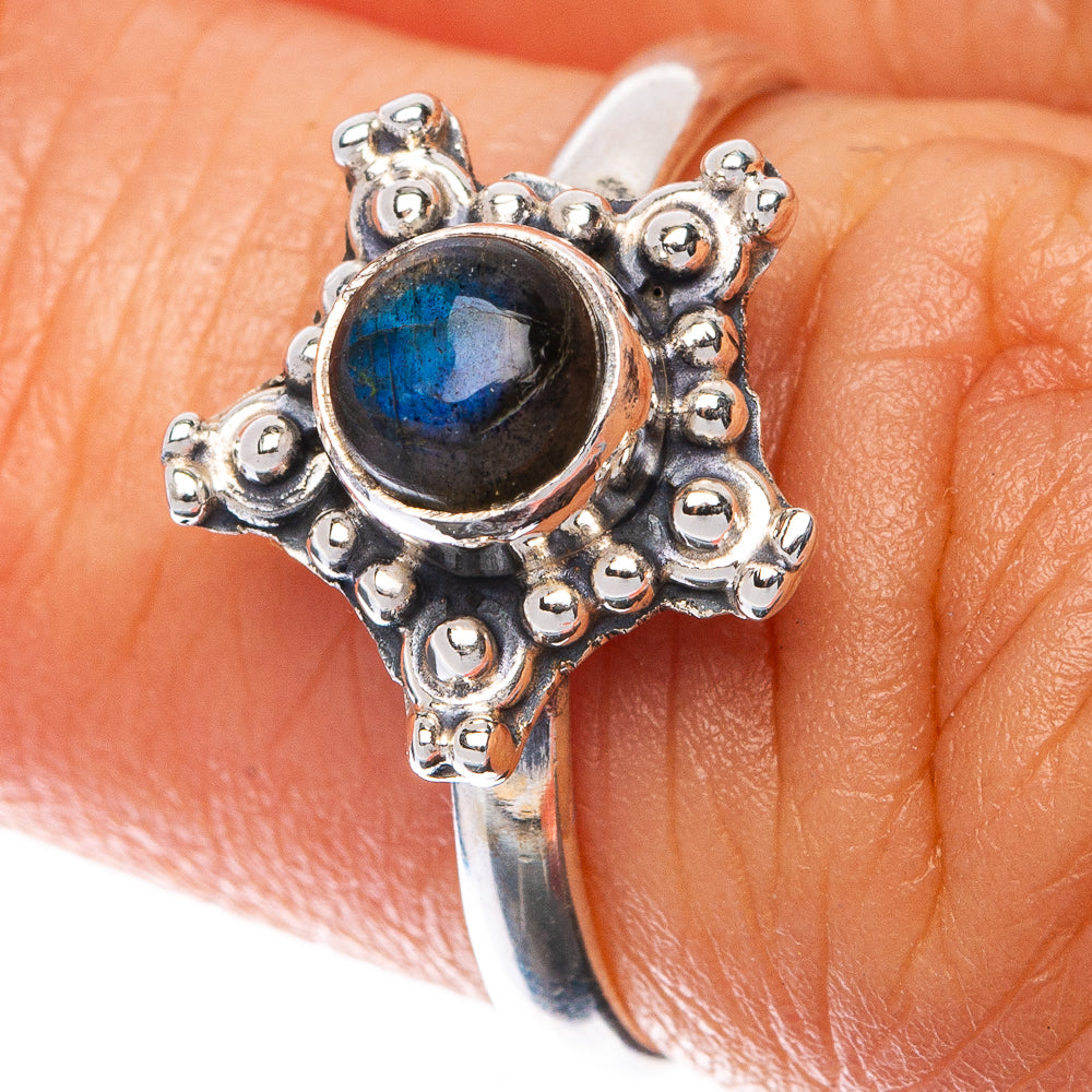 Labradorite Dainty Ring Size 5.75 (925 Sterling Silver) R145045