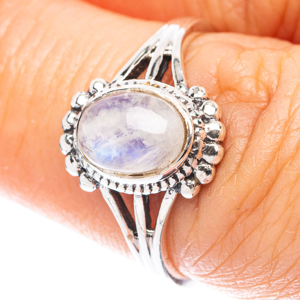 Rainbow Moonstone Ring Size 6.75 (925 Sterling Silver) R5623