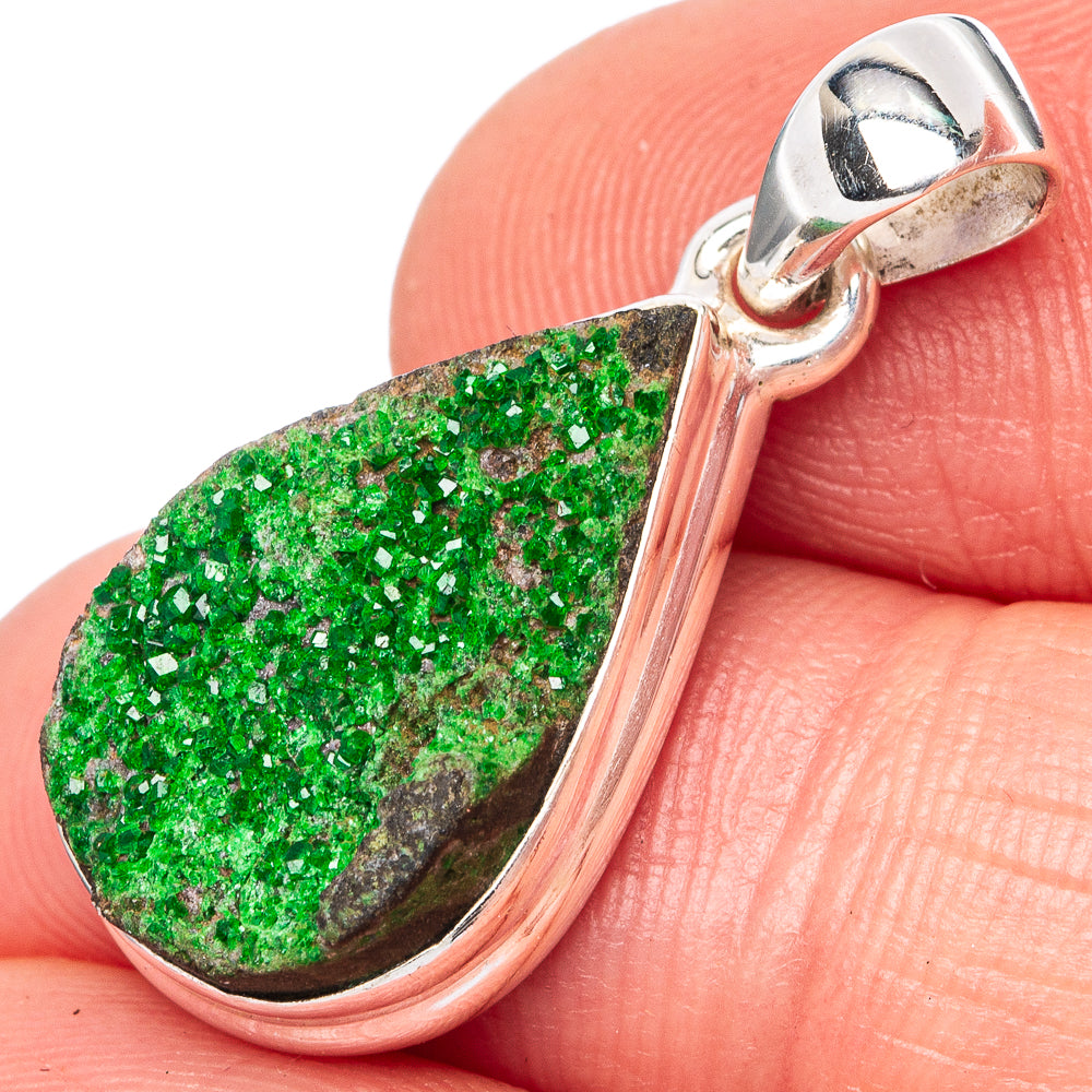 Rare Uvarovite Garnet Pendant 1 1/8" (925 Sterling Silver) P42773