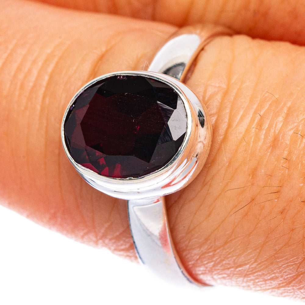 Garnet Ring Size 8.5 (925 Sterling Silver) R1185