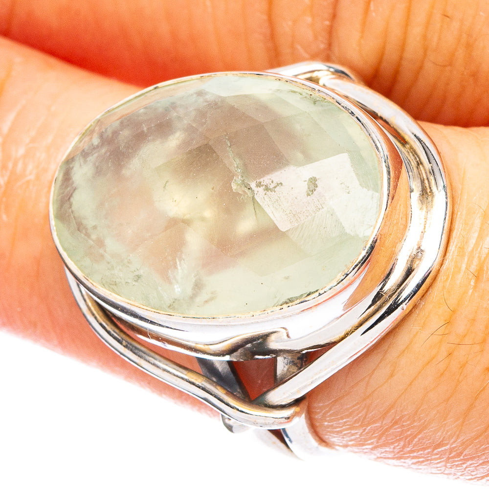 Prehnite 925 Sterling Silver Ring Size 7 (925 Sterling Silver) R6085