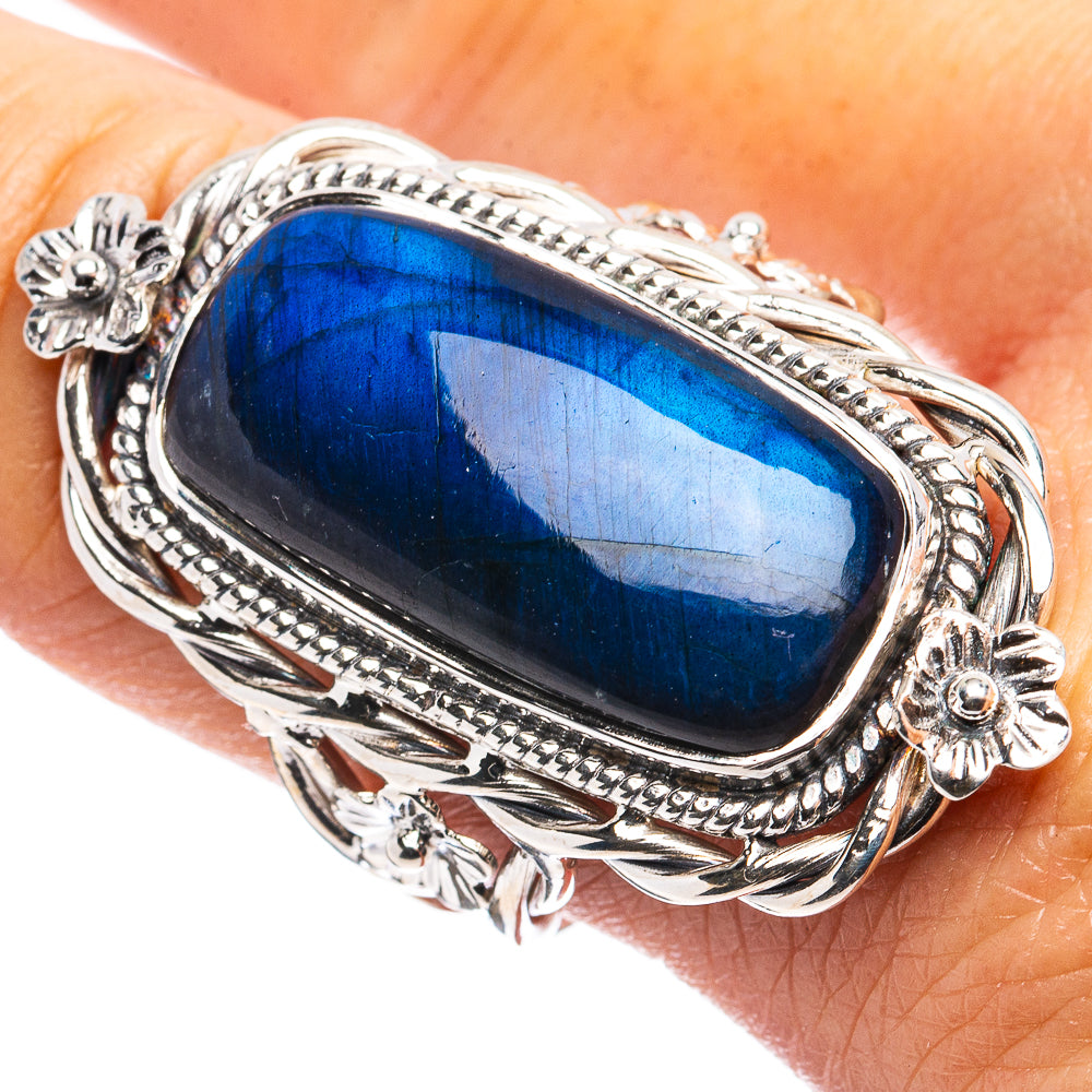 Signature Labradorite Ring Size 9 (.925 Sterling Silver)