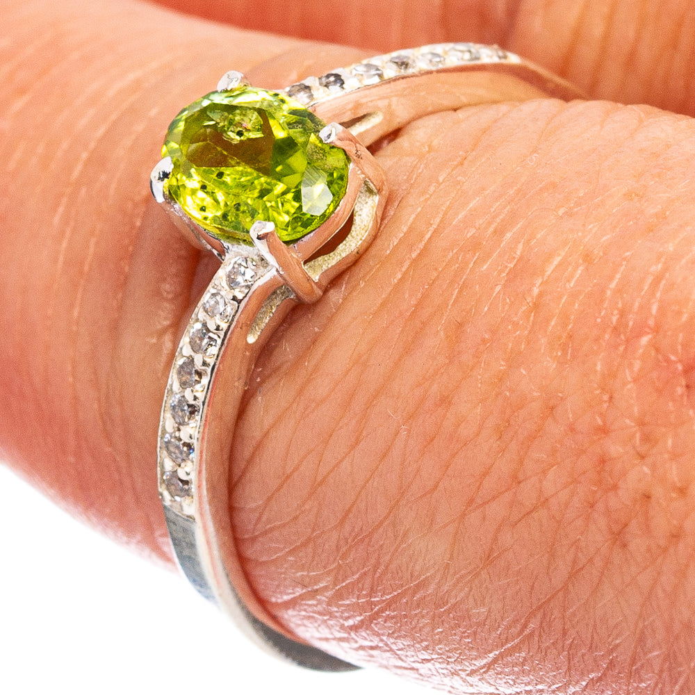 Peridot, Cubic Zirconia Ring Size 8 (.925 Sterling Silver)