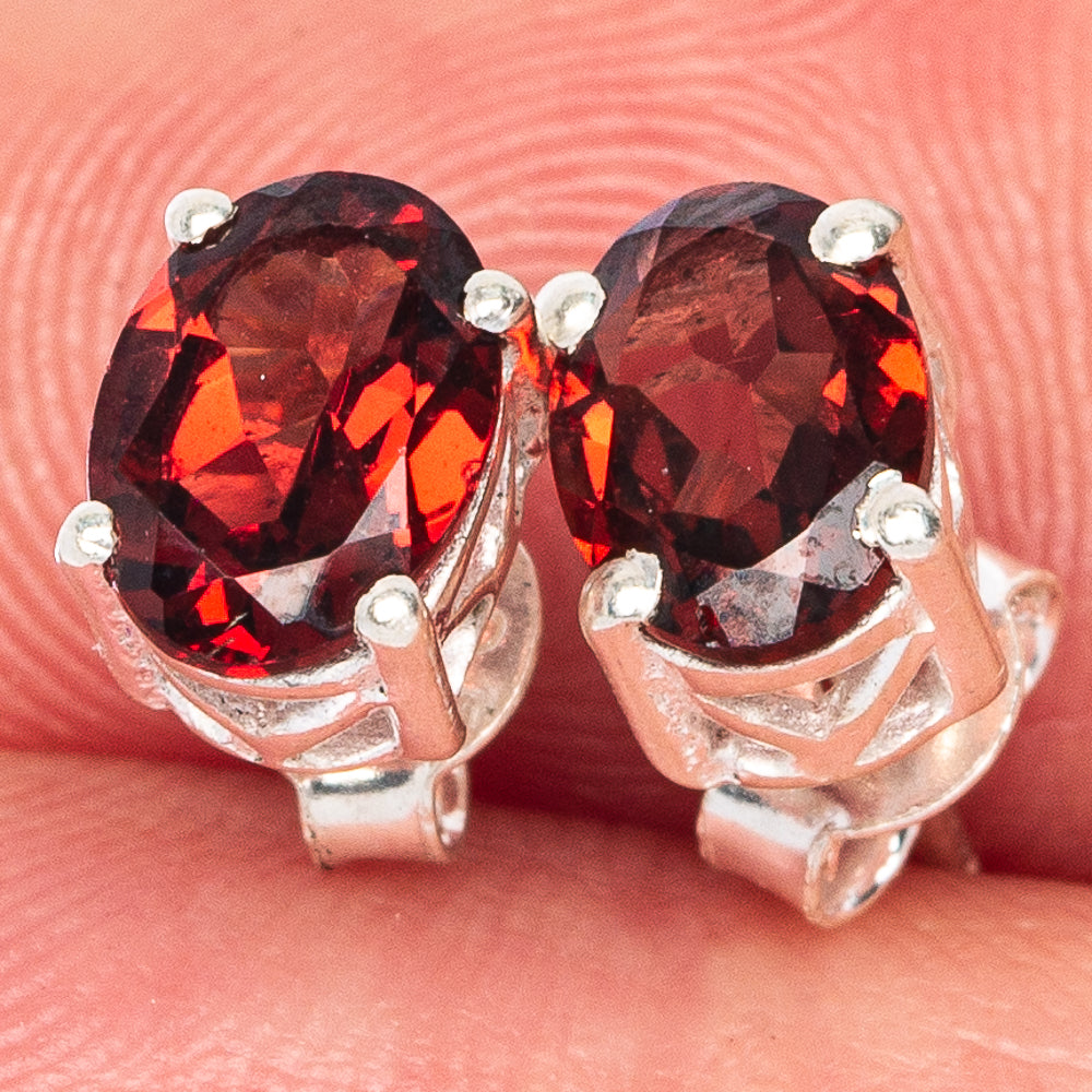Garnet Dainty Earrings 1/4" (925 Sterling Silver) E433129
