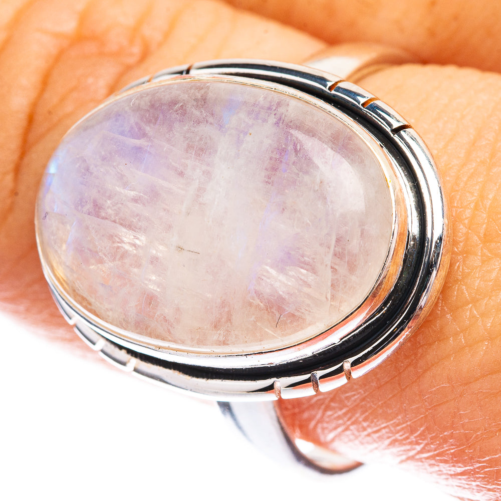 Rainbow Moonstone Ring Size 9.75 (925 Sterling Silver) R142701