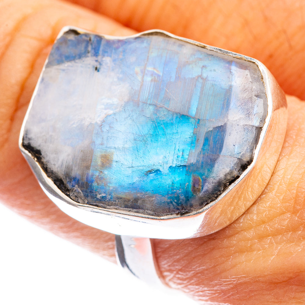 Rough Rainbow Moonstone Ring Size 8 (925 Sterling Silver) R142975