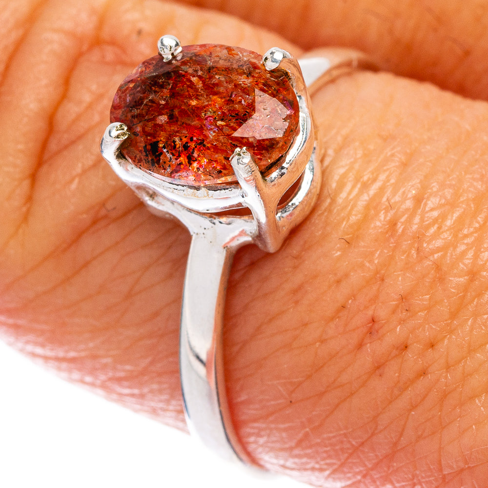 Rare Sunstone Ring Size 8.75 (925 Sterling Silver) R146558