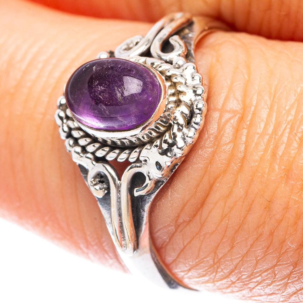 Amethyst Dainty Ring Size 8 (925 Sterling Silver) R5933
