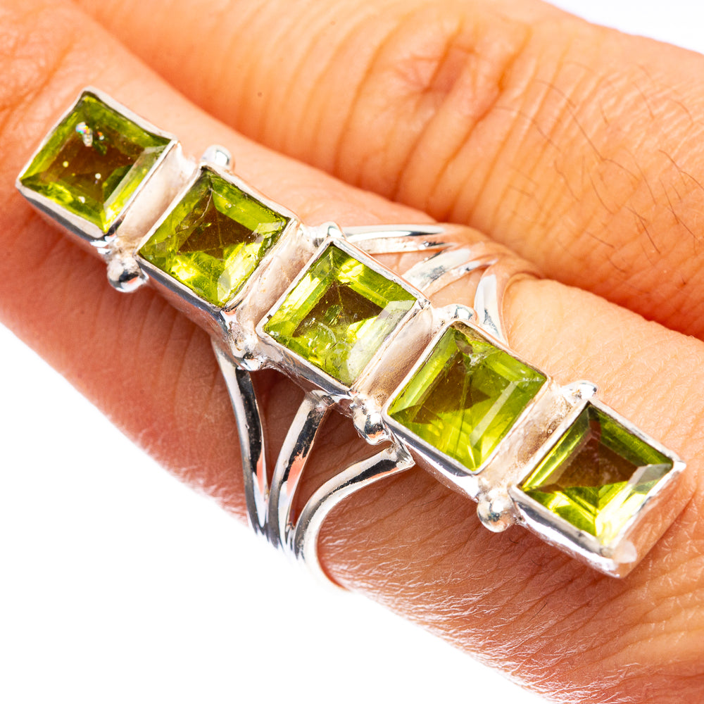 Large Peridot Ring Size 8 (925 Sterling Silver) R143033