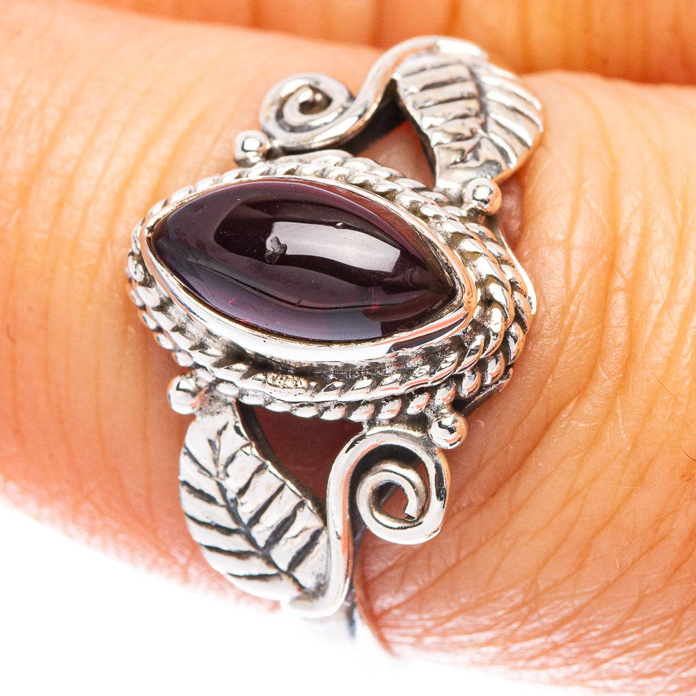 Garnet Ring Size 8 (925 Sterling Silver) R5552