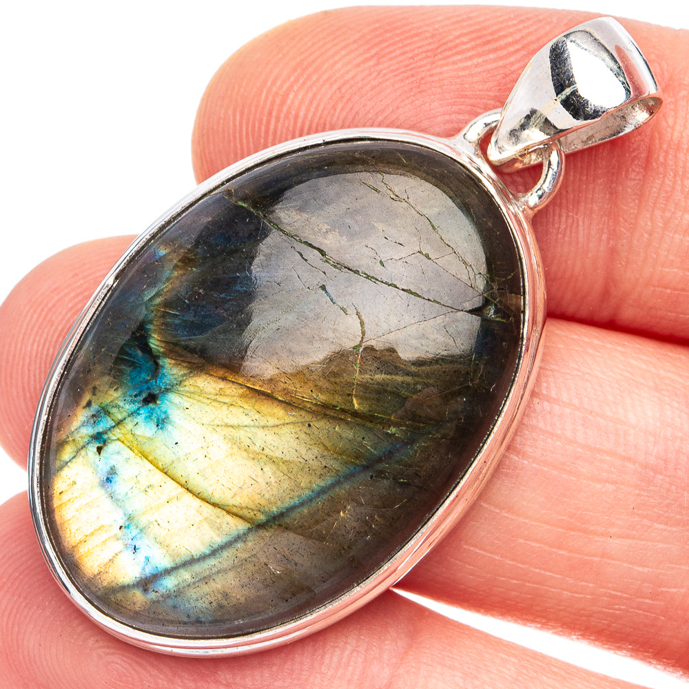 Labradorite Pendant 1 5/8" (925 Sterling Silver) P45161