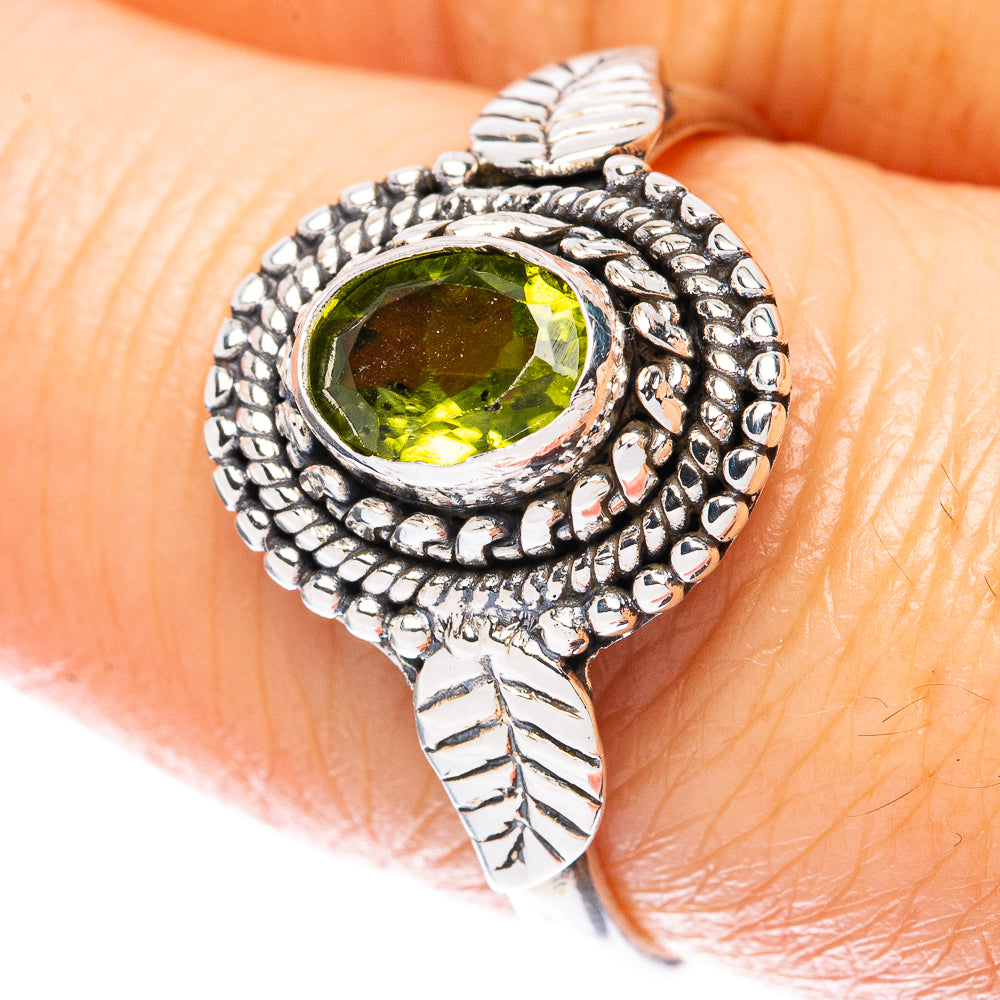 Value Peridot Ring Size 8.75 (925 Sterling Silver) R3054