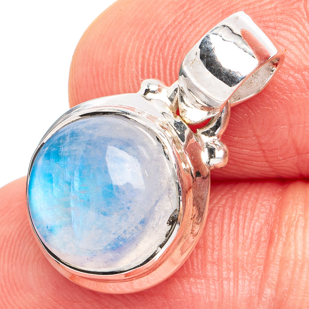 Rainbow Moonstone Pendant 7/8" (925 Sterling Silver) P45079