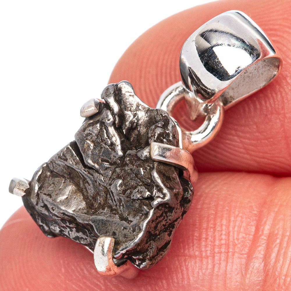 Rare Campo Del Cielo Meteorites  Pendant 7/8" (925 Sterling Silver) P41646