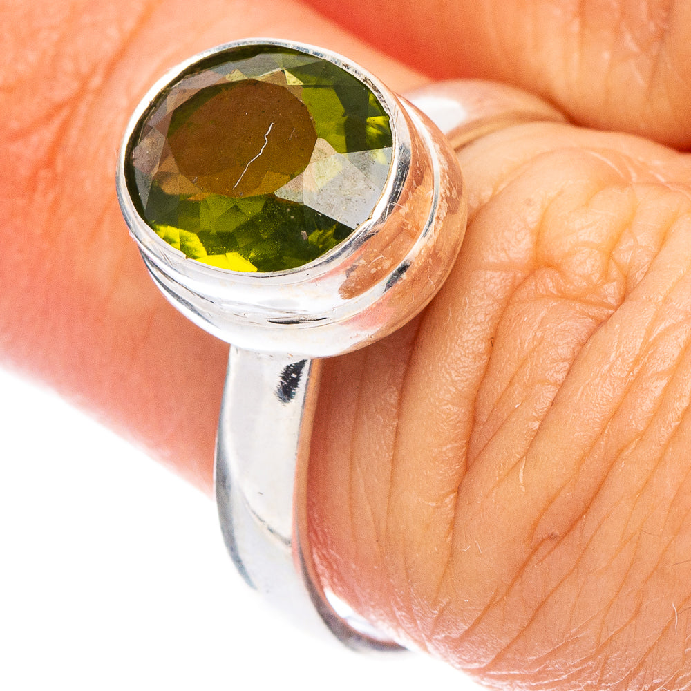 Peridot Ring Size 7 (925 Sterling Silver) R7308
