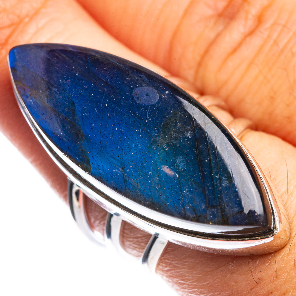 Large Labradorite Ring Size 7 (925 Sterling Silver) R144195