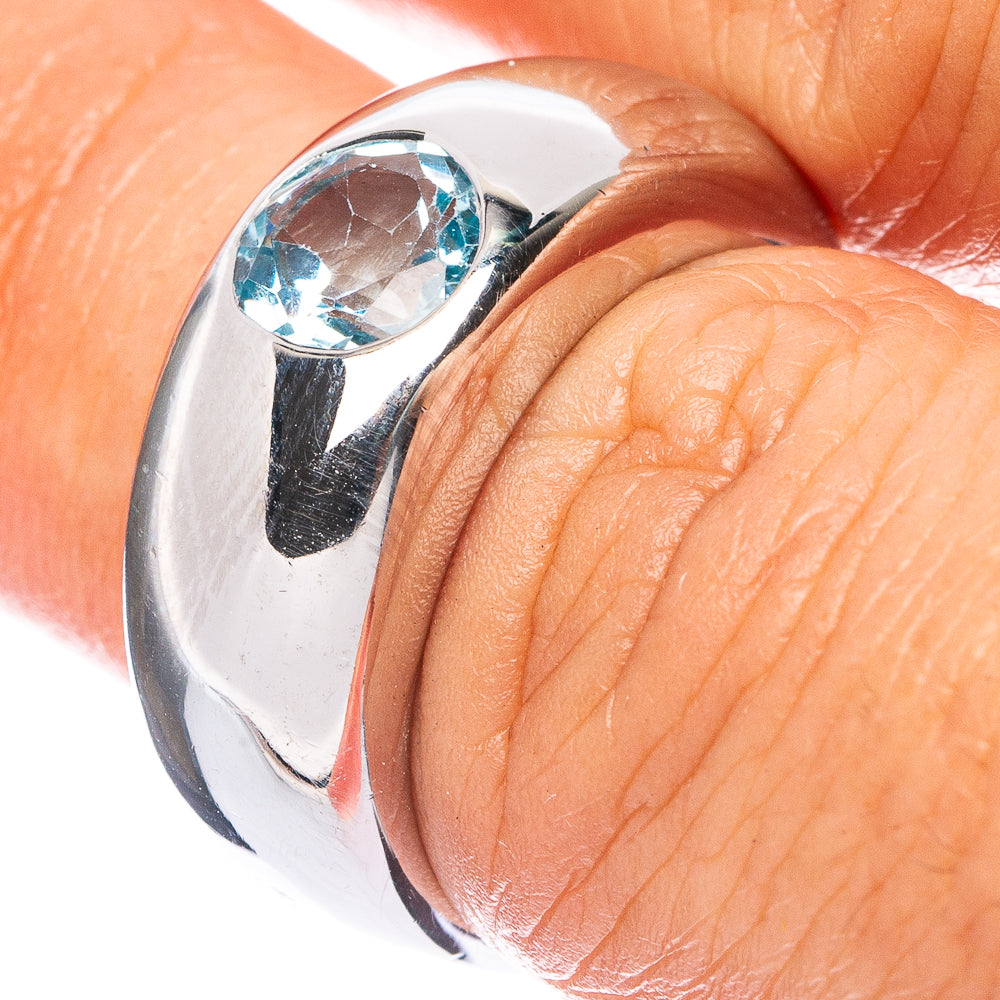Blue Topaz Ring Size 6.25 (925 Sterling Silver) R7411