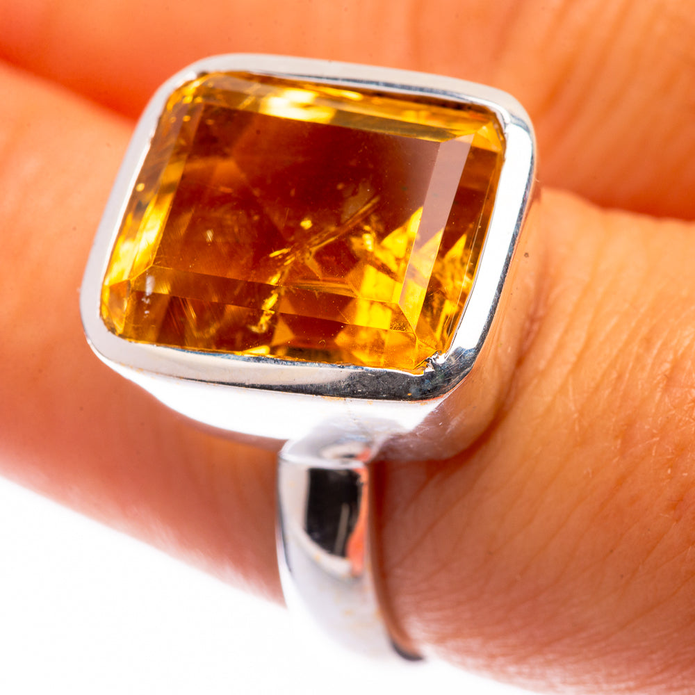 Faceted Citrine Ring Size 7 (925 Sterling Silver) R141138