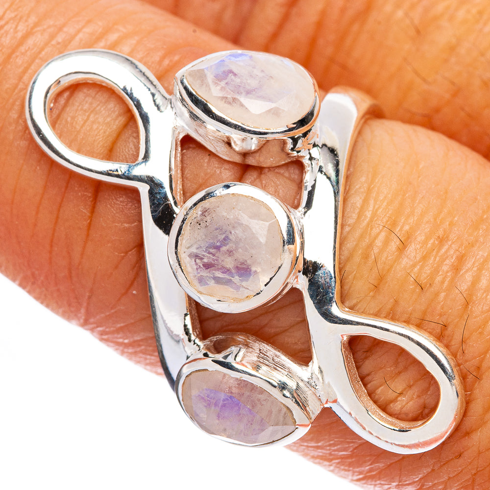 Rainbow Moonstone Ring Size 7.5 (925 Sterling Silver) R146462
