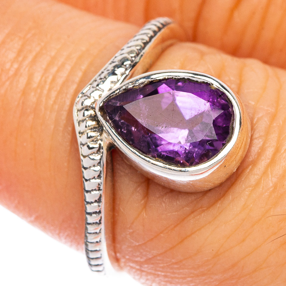 Faceted Amethyst Ring Size 6.75 (925 Sterling Silver) R1188