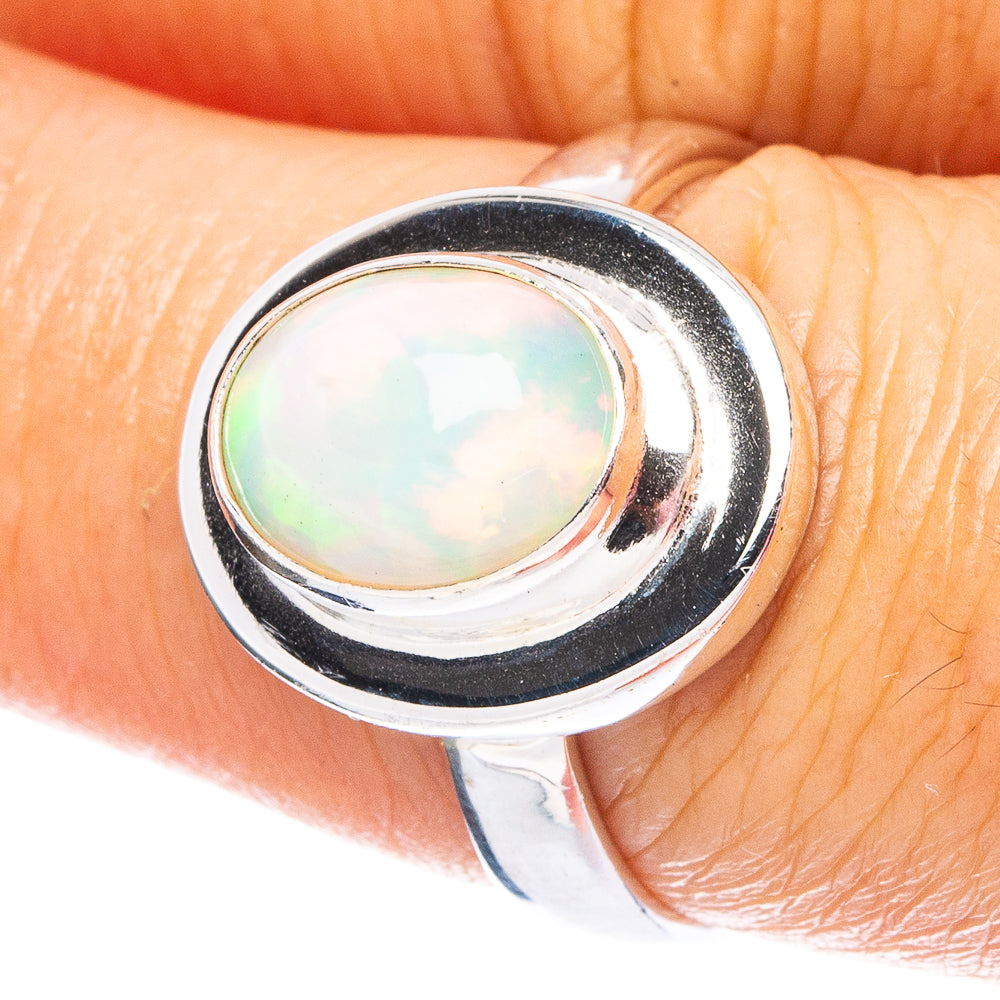 Rare Ehtiopian Opal 925 Sterling Silver Ring Size 7.75 (925 Sterling Silver) R6167