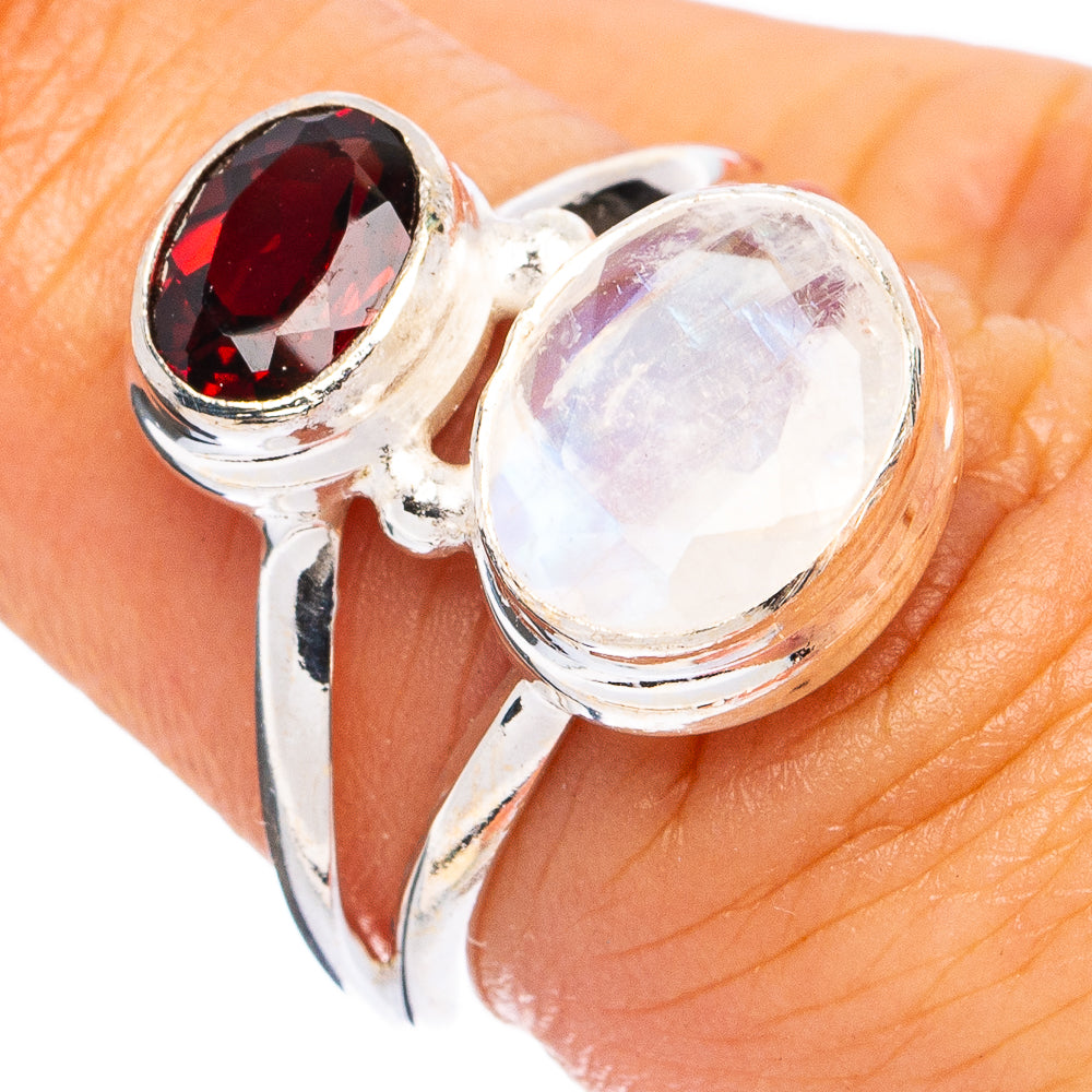 Rainbow Moonstone, Garnet Ring Size 6.5 (925 Sterling Silver) R8317