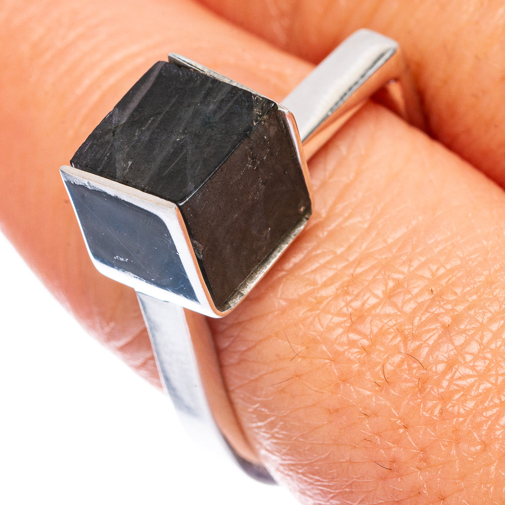 Premium Labradorite 925 Sterling Silver Ring Size 7.25 (925 Sterling Silver) R2710