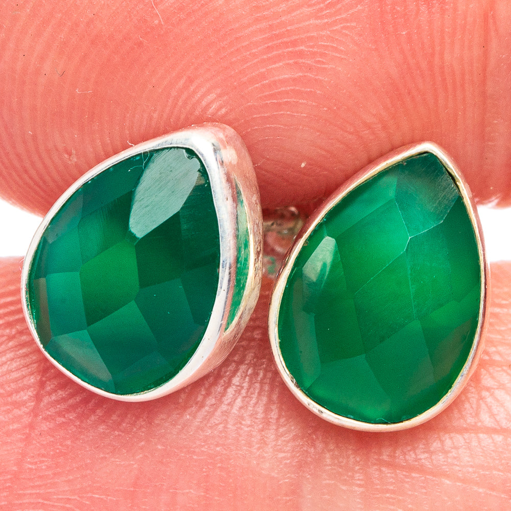 Green Onyx Dainty Earrings 3/8" (925 Sterling Silver) E433472