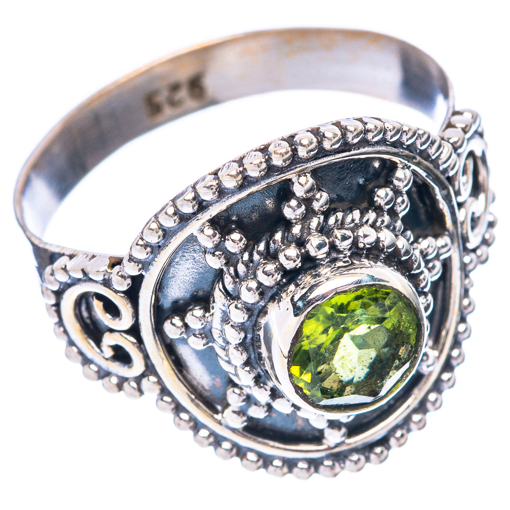 Peridot Ring Size 7.25 (925 Sterling Silver) R5569