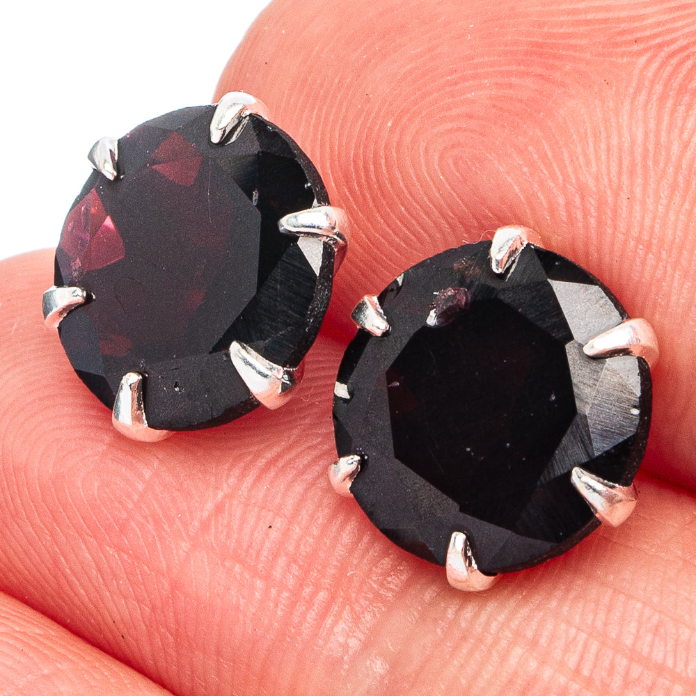 Garnet Earrings 3/8" (925 Sterling Silver) E3013