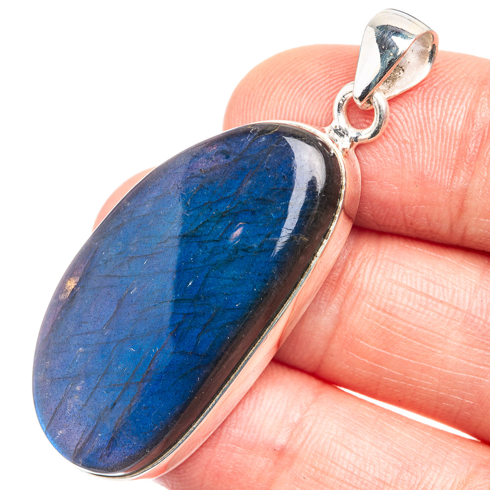 Labradorite Pendant 1 7/8" (925 Sterling Silver) P39282