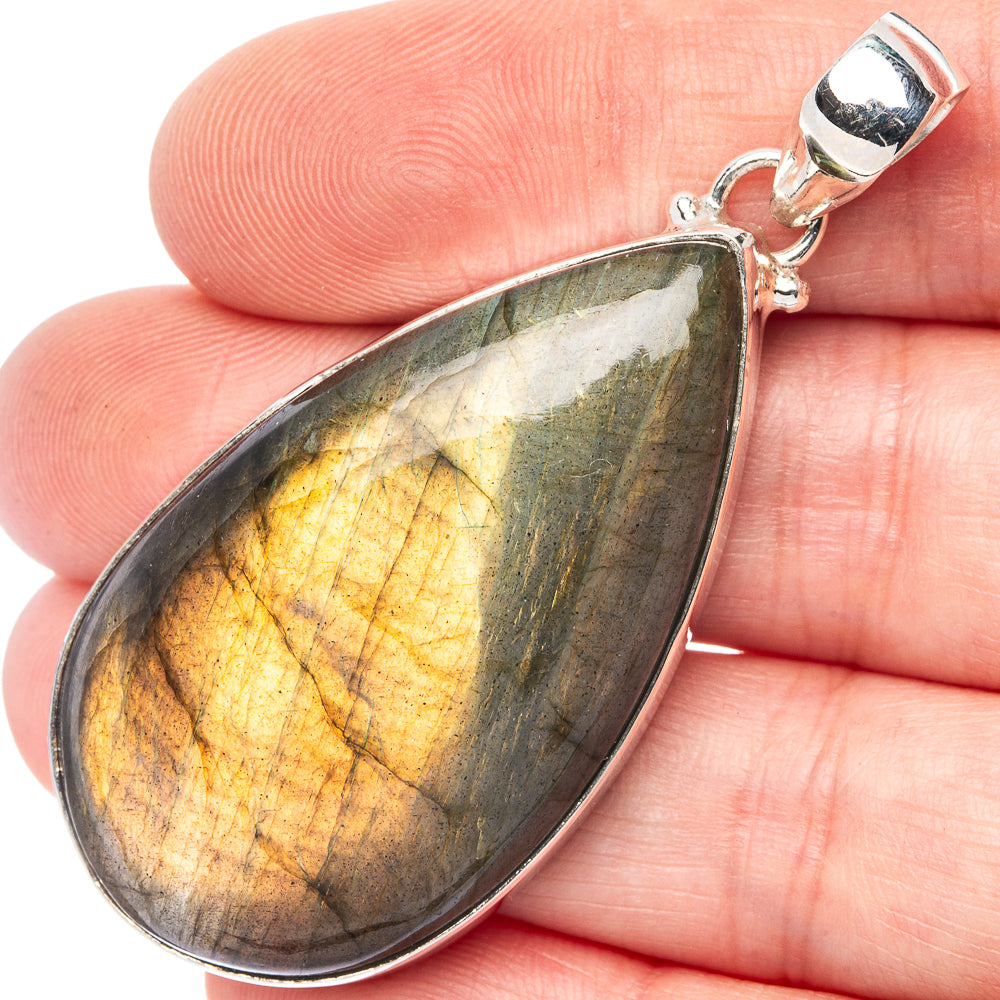 Labradorite Pendant 2 1/4" (925 Sterling Silver) P43195
