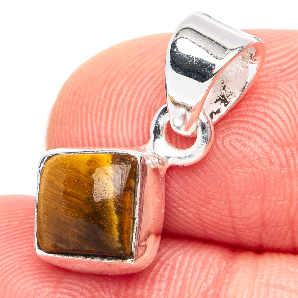 Tiger Eye Pendant 7/8" (925 Sterling Silver) P45426