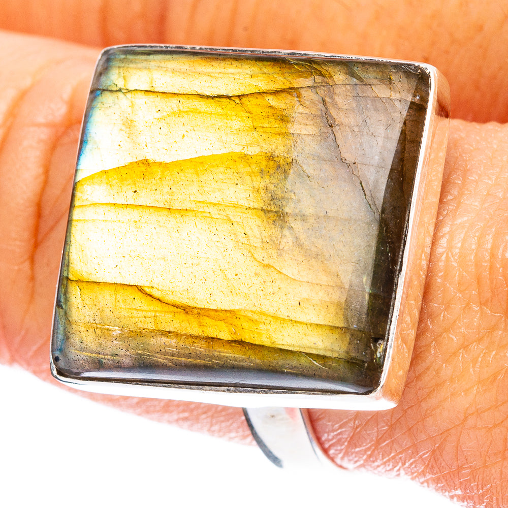 Labradorite Ring Size 9 (925 Sterling Silver) R4637