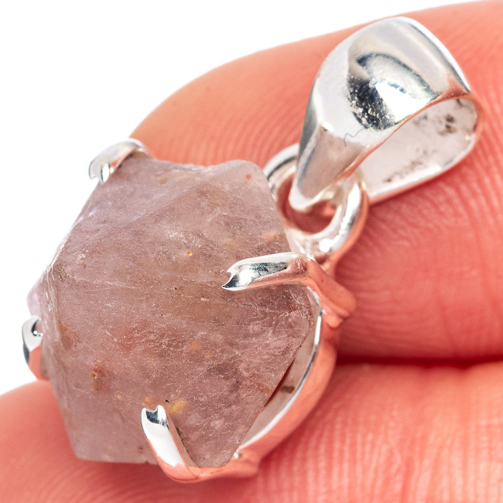 Beta Quartz Pendant 7/8" (925 Sterling Silver) P41682