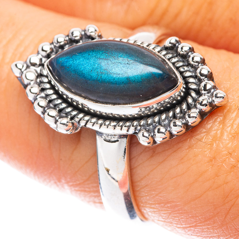 Labradorite 925 Sterling Silver Ring Size 8 (925 Sterling Silver) R5378