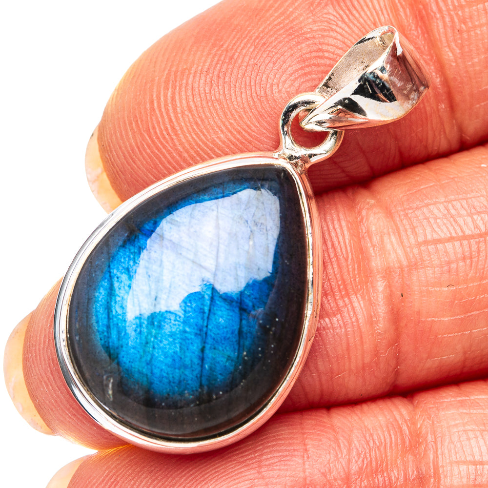 Labradorite Pendant 1 1/4" (.925 Sterling Silver)