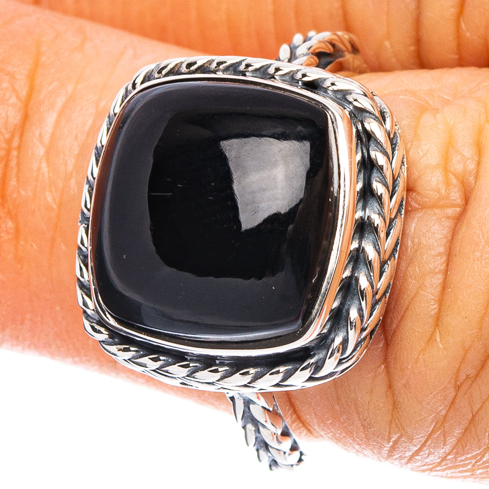 Black Onyx 925 Sterling Silver Premium Ring Size 5.75 (925 Sterling Silver) R6581