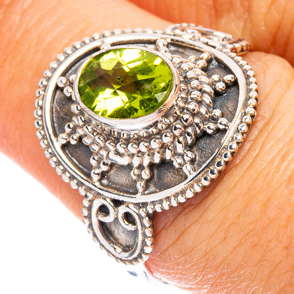 Peridot Ring Size 8 (925 Sterling Silver) R7991