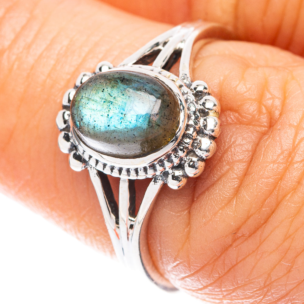 Labradorite Ring Size 6.75 (925 Sterling Silver) R5624