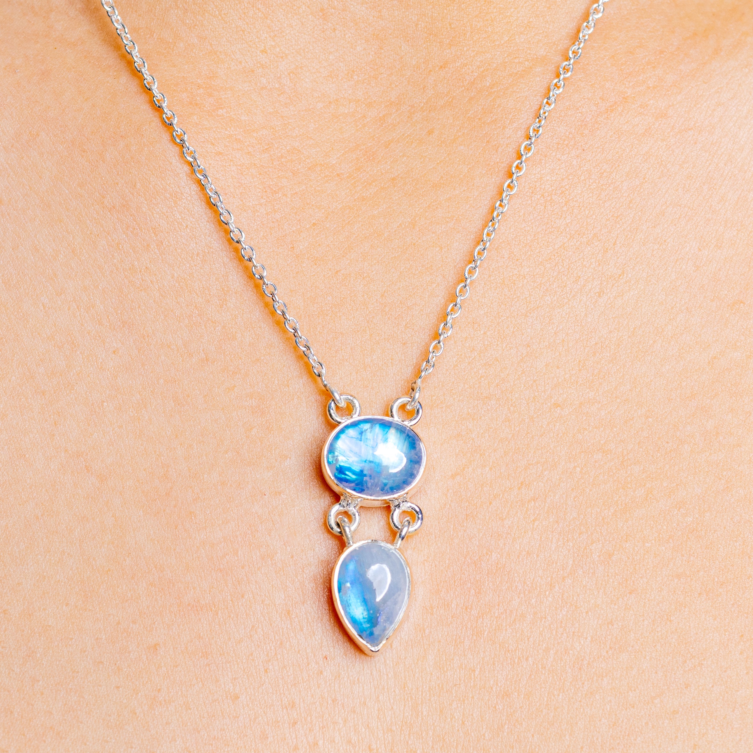 Blue Moonstone Necklace 16 to 17" (.925 Sterling Silver)