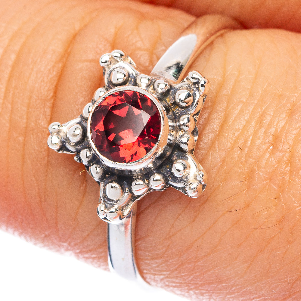 Garnet Dainty Ring Size 8 (925 Sterling Silver) R145727