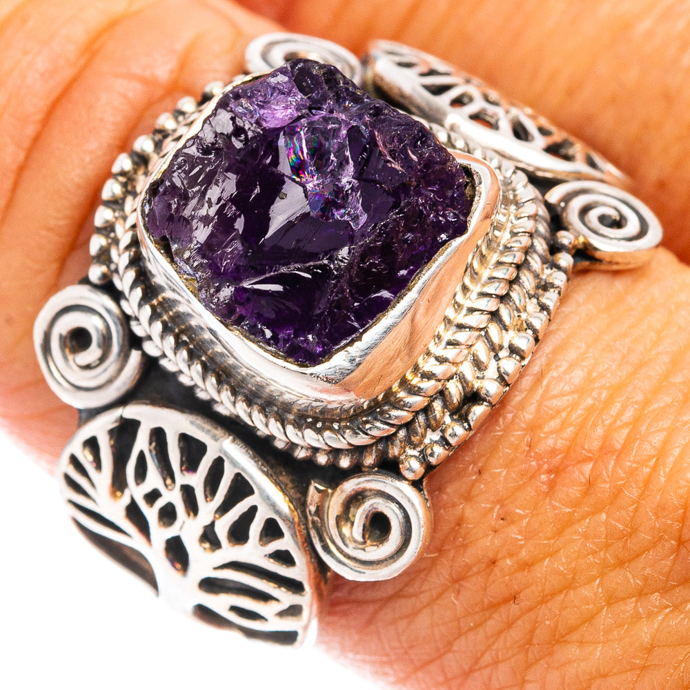 (Classic Series) Amethyst Ring Size 9 (.925 Sterling Silver)
