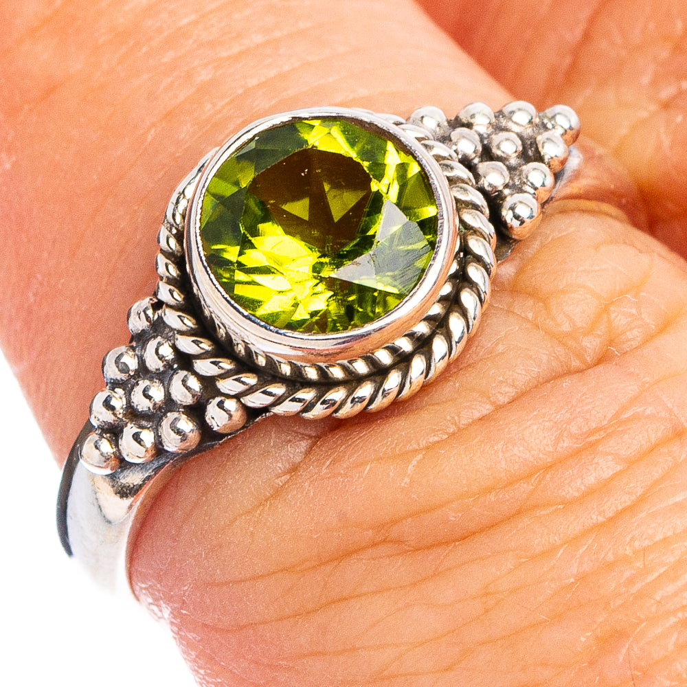Peridot Ring Size 6.75 (.925 Sterling Silver)